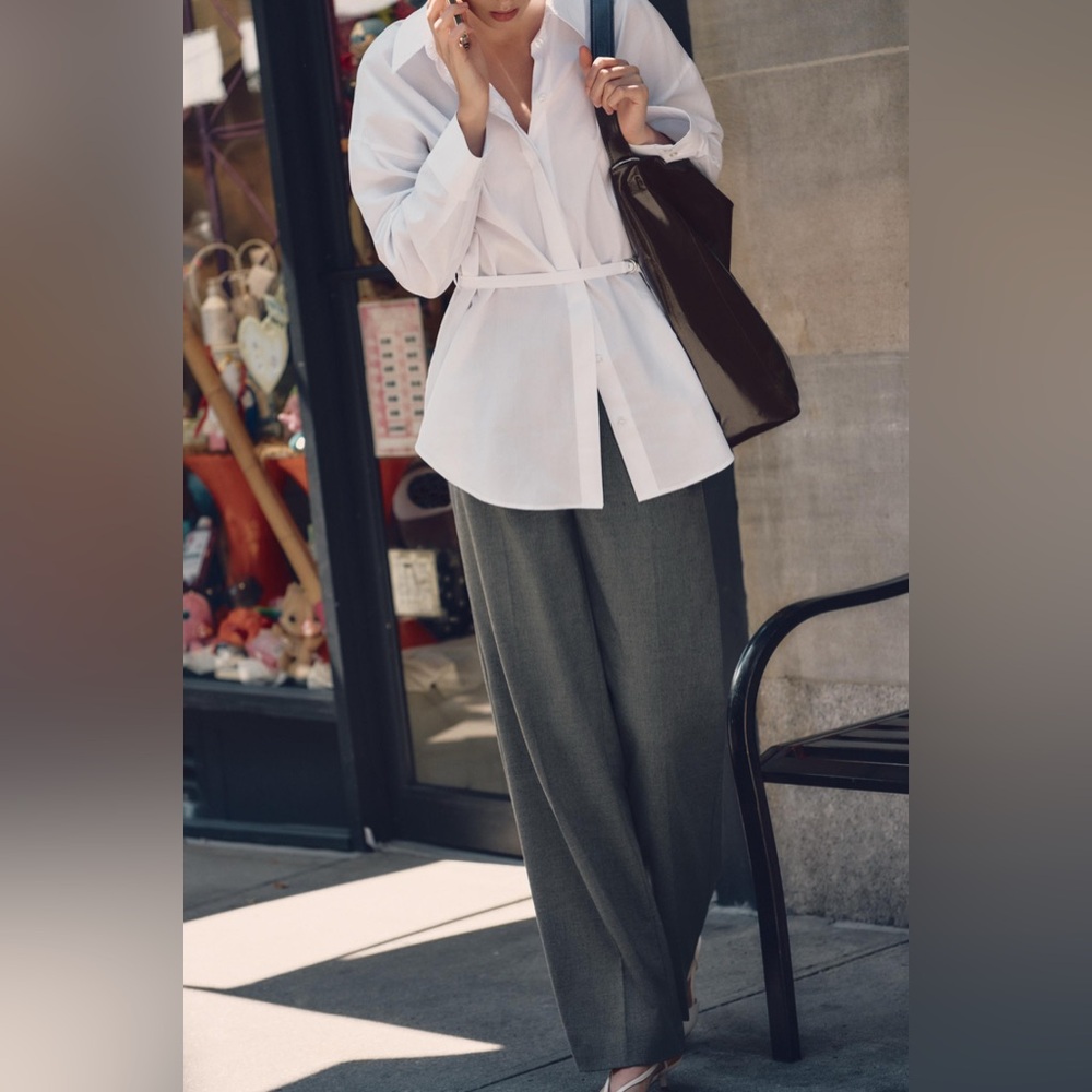 STRAIGHT LEG PANTS
 Gray Pants